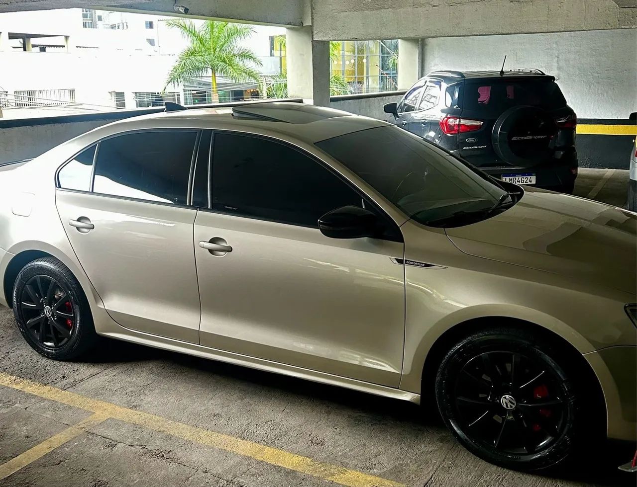 Jetta Confortline 2.0 T. Flex 8v 4p Trip. (Teto Solar) - Foto 7