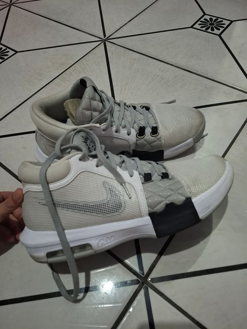 tênis de basquete Nike lebron witness 8