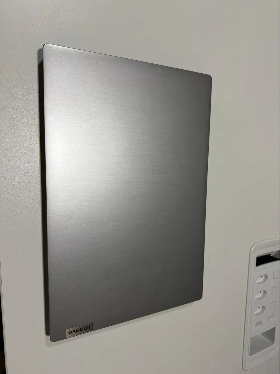 Vendo notebook Lenovo i5 10th - Foto 2