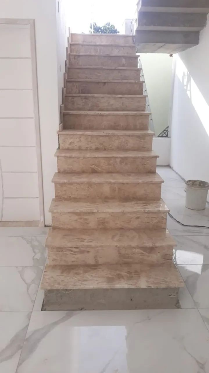 Mármores e granitos 64840854153347123