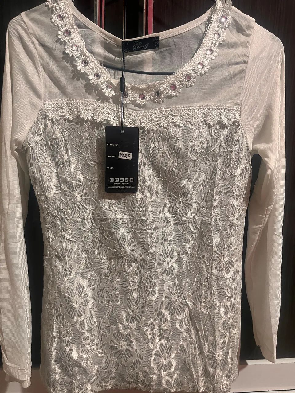 Blusa branca  - Foto 2