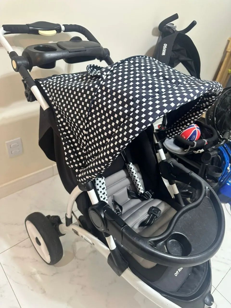 Carrinho de Bebê Infanti Off Road - 3 Rodas - Foto 3