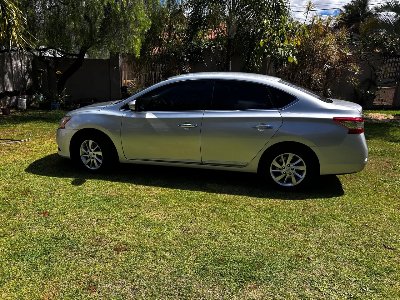 Sentra R 2015