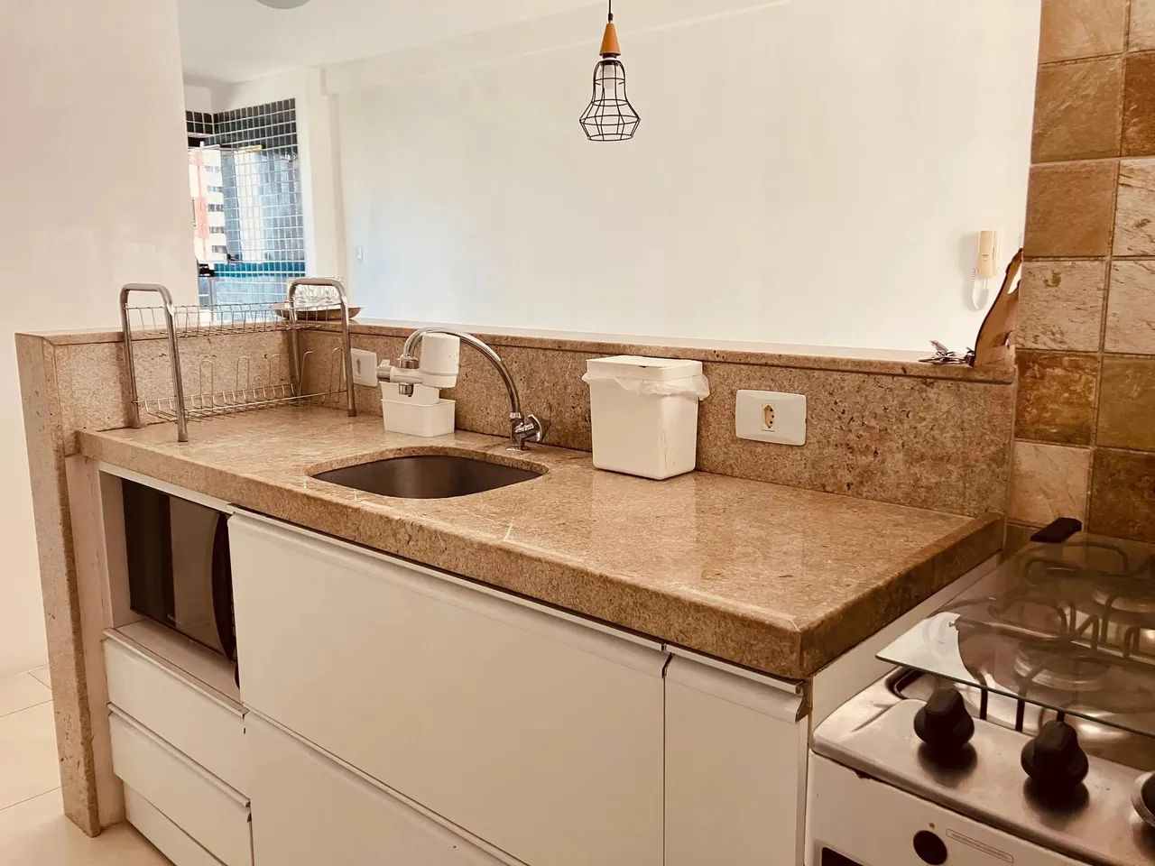 Flat para aluguel possui 51 metros quadrados com 2 quartos em Graças - Recife - Pernambuco - Foto 8