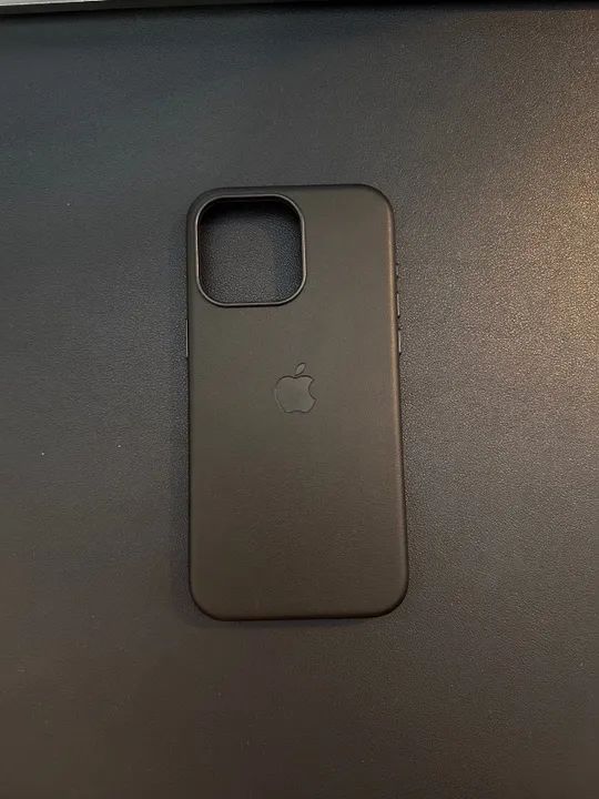 Case iPhone 15 Pro Max + 2 Películas de Vidro Baseus