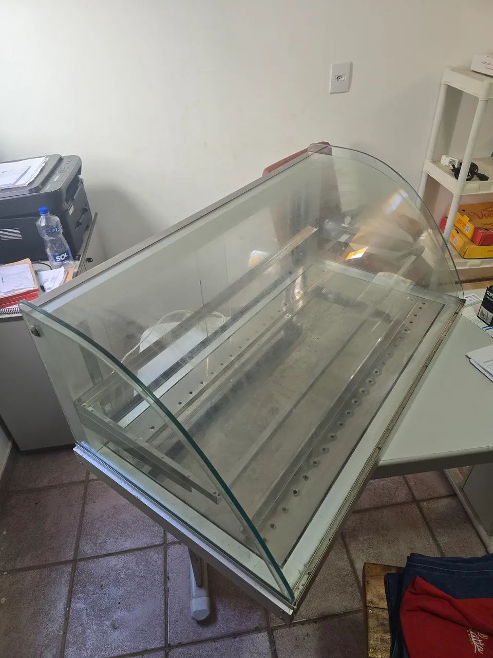 Estufa Grande para salgados de balcão com 12 Bandejas