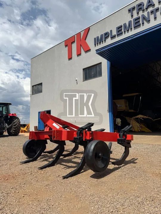 Subsolador Desarme Automático de 7 hastes Stara - Tk Tratores Nova Andradina-MS