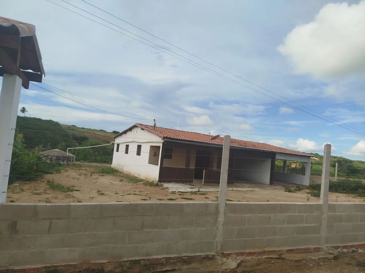 Terreno a venda medindo 40 por 120.