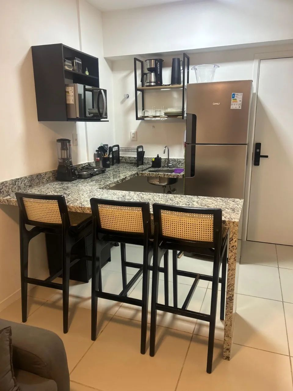 Apartamento a venda no blue barra quarto e sala mobiliado - Foto 2
