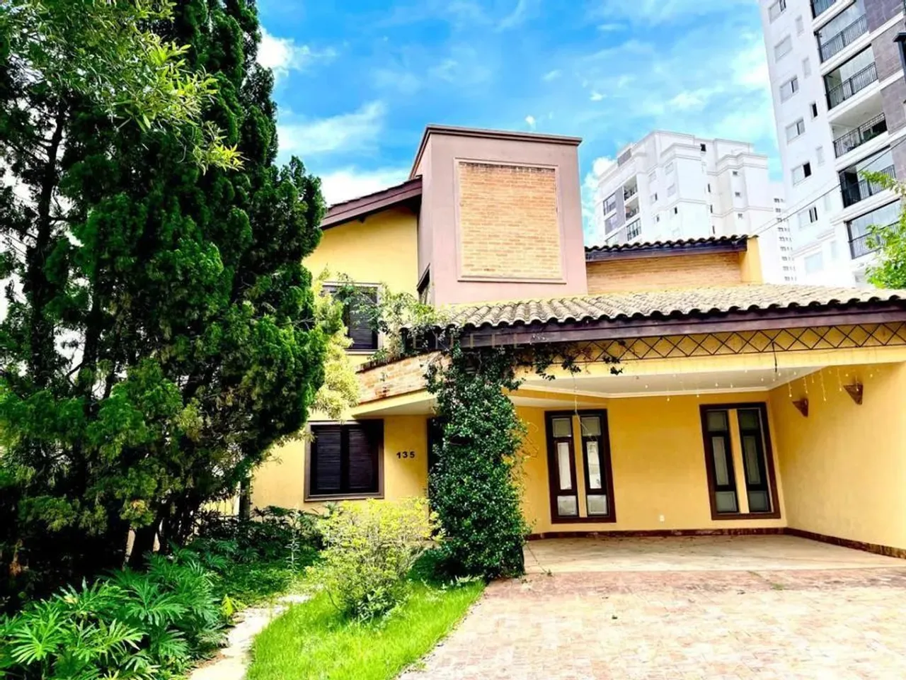 Sobrado à venda e para alugar em Sorocaba, Jardim Residencial Tivoli Park, com 4 suítes
