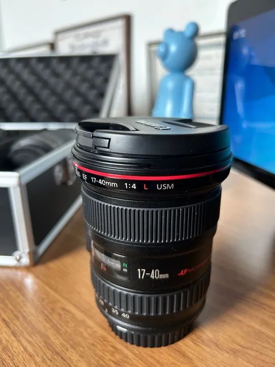 Canon EOS 6D Mark II + Lente 75-300mm