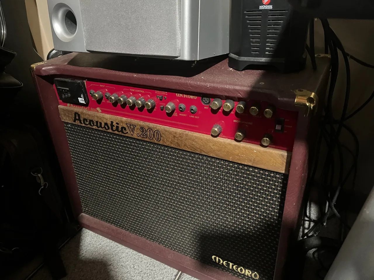CAIXA METEORO V200