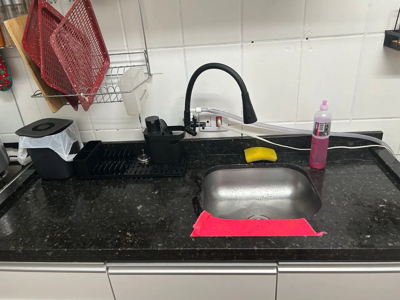 Granito verde Ubatuba cozinha 