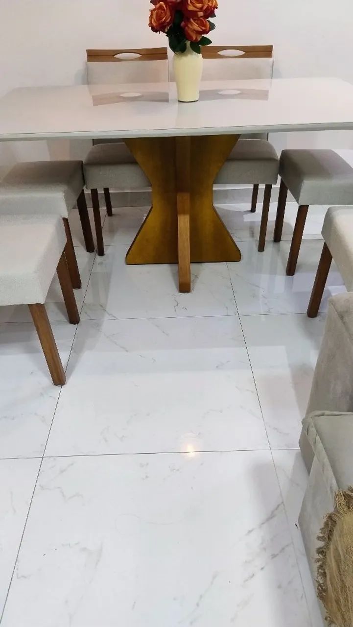 Vendo mesa com 6 cadeiras 64961600880641123