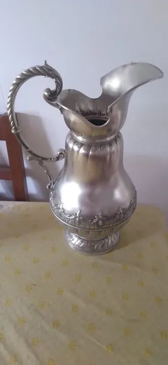 Ânfora ou gomil antiga em alpaca medindo 45 cm - Foto 2