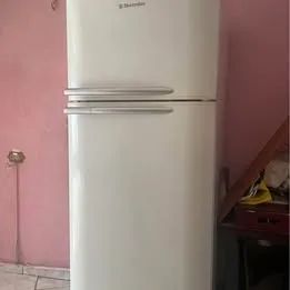 Geladeira Eletrolux Frost Free