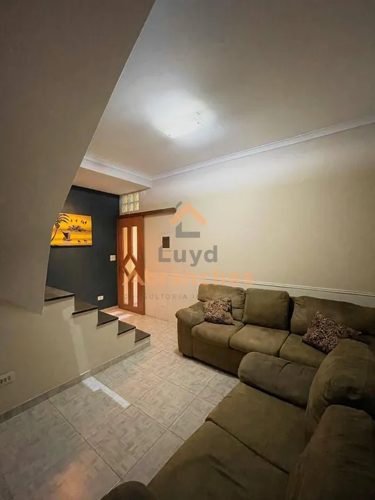 SOBRADO PARA LOCAÇÃO | 4 QUARTOS | 1 SUITE | 4 BANHEIROS | 3 ANDARES | MUITO ESPAÇO