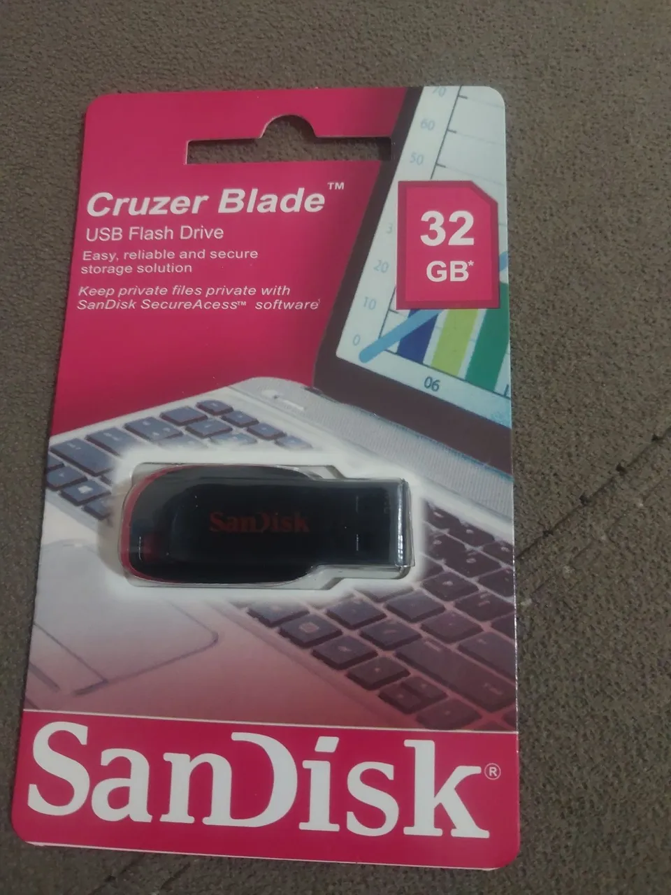 Pen Drive Sandisk Cruzer Blade 32GB