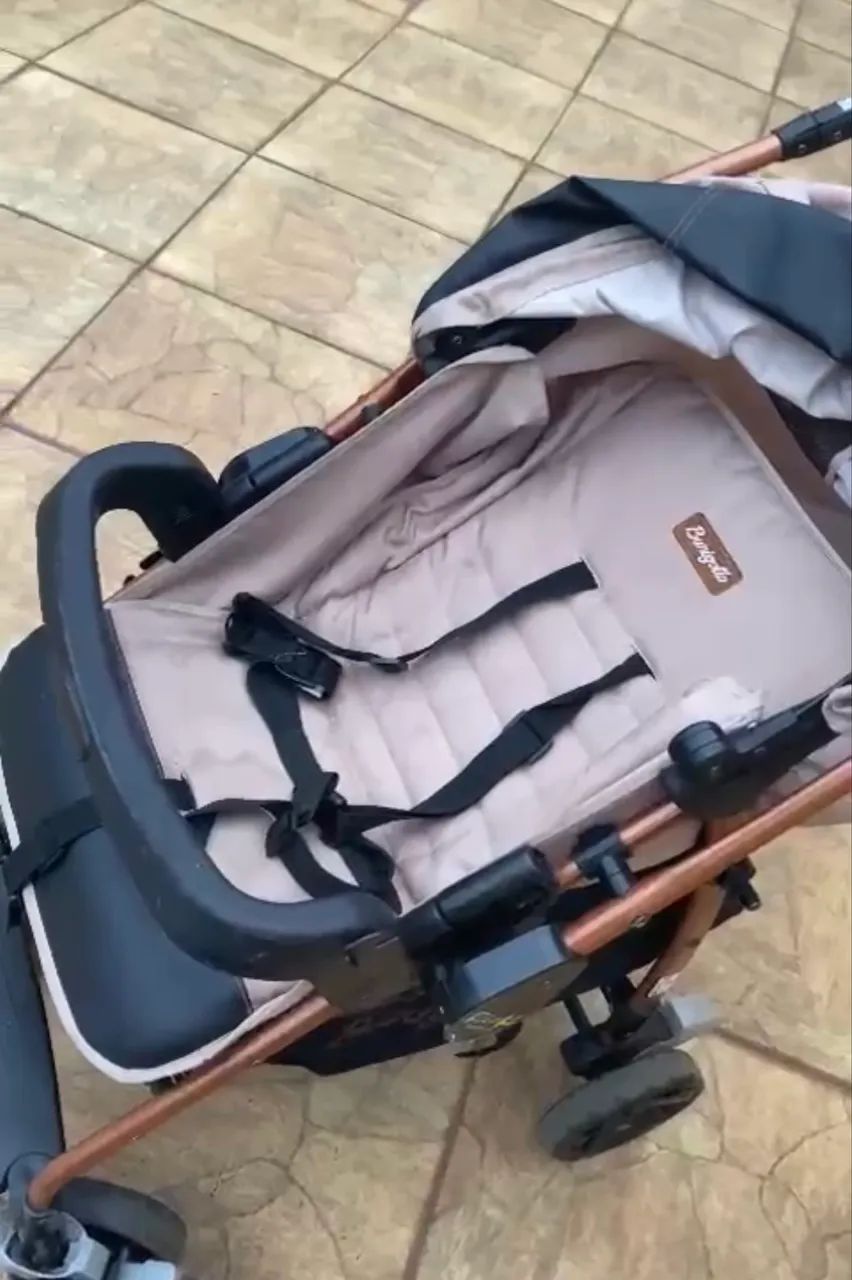 Conjunto carrinho e bebê conforto da Burigotto - Foto 3
