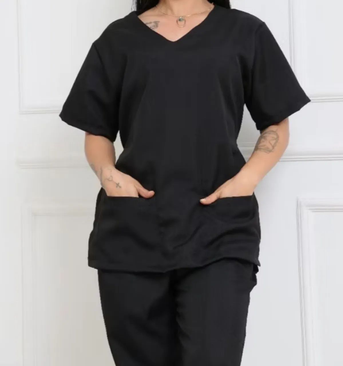 Scrub cor preto - Conforto e Estilo para Profissionais - Foto 2