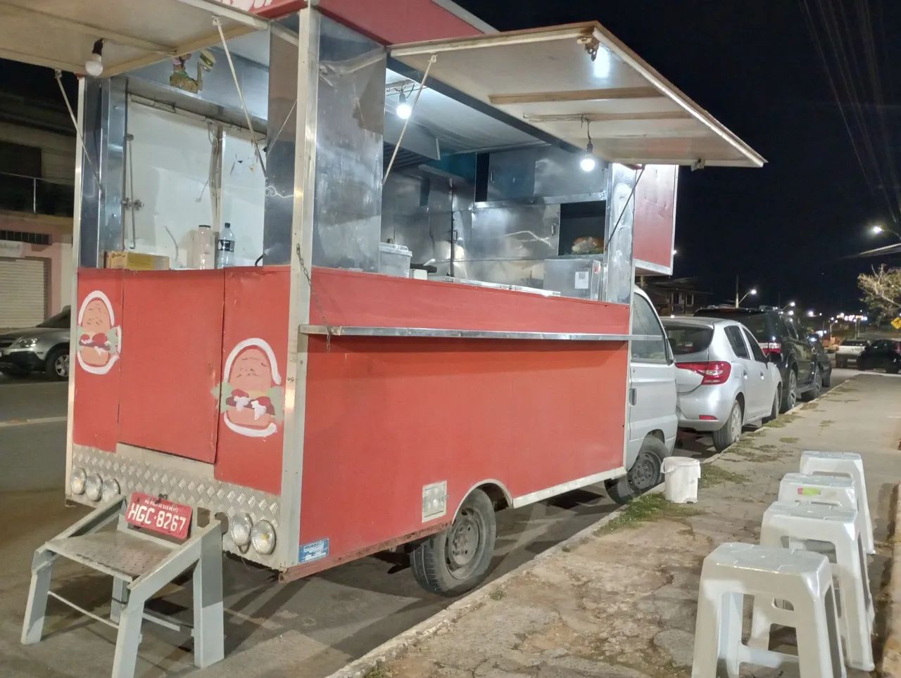 Food truck p venda ou troca barracão ou carro popular novo argo etc - Foto 3