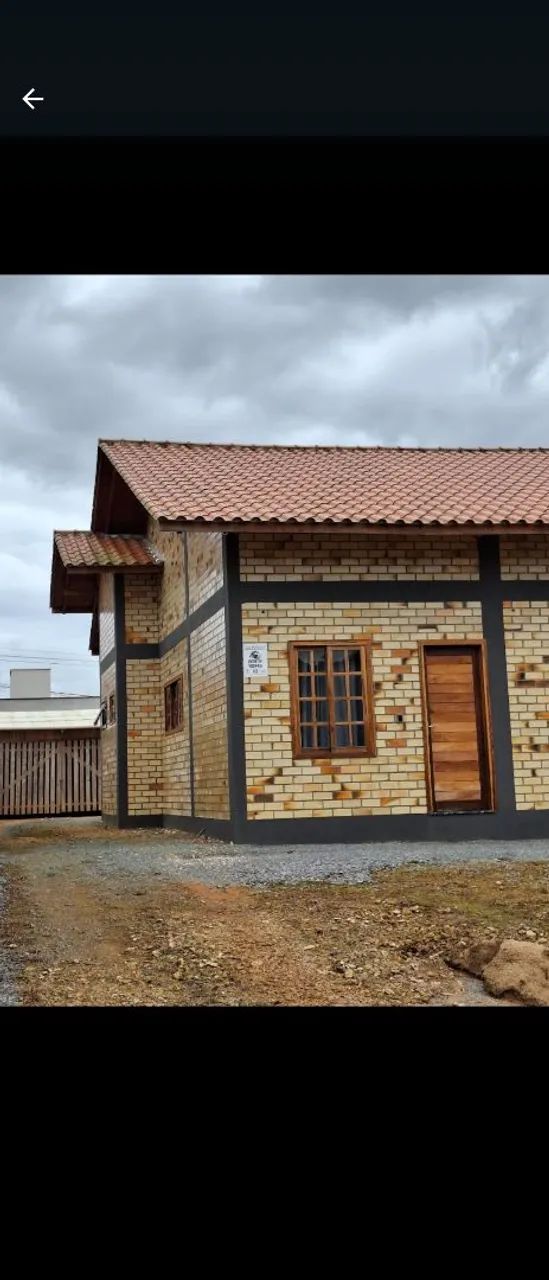 4-Hole Brick (Exposed)64842031952130120