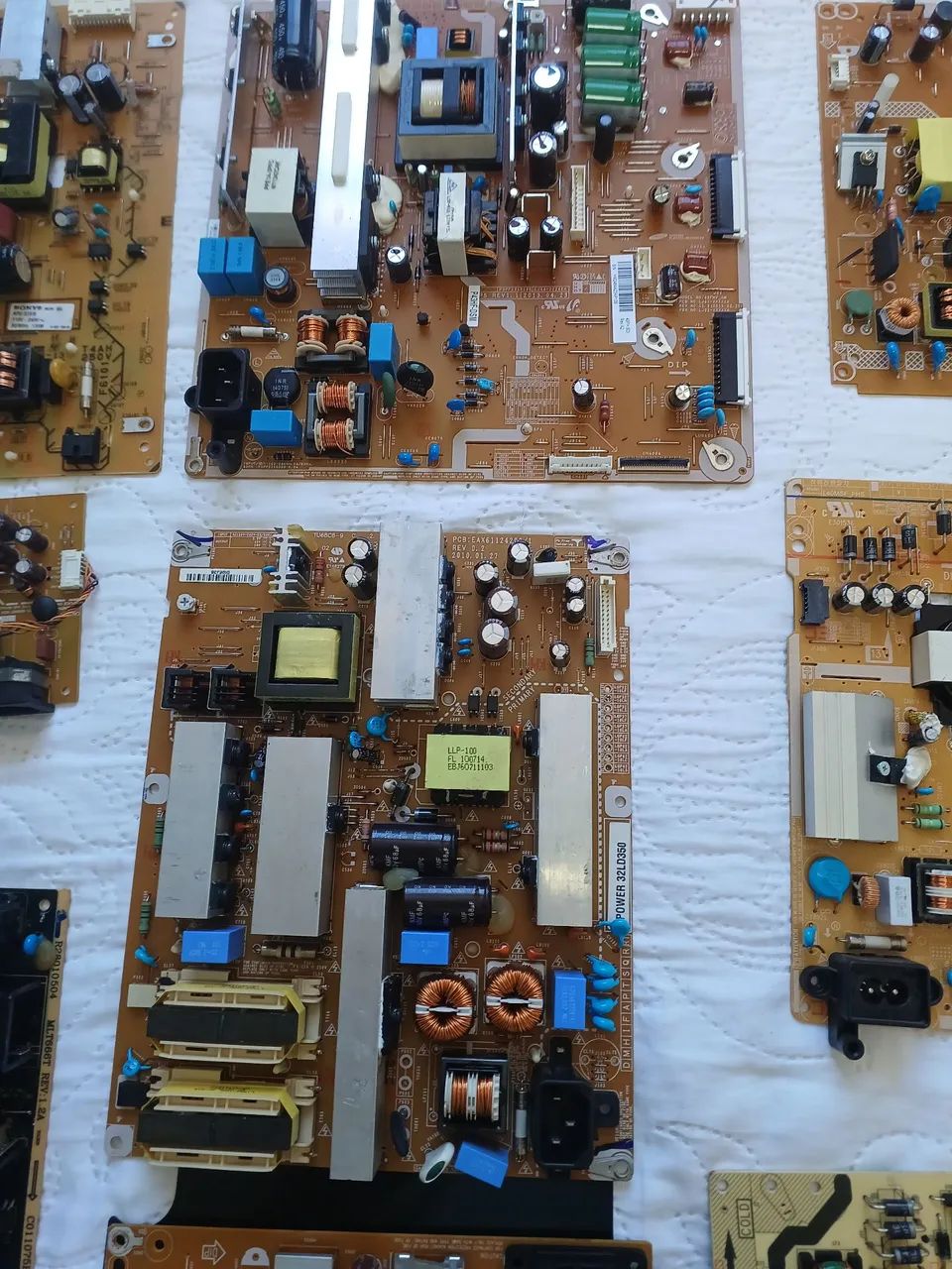 Lote Placas Fontes TVs ( 17 Peças) - Foto 3