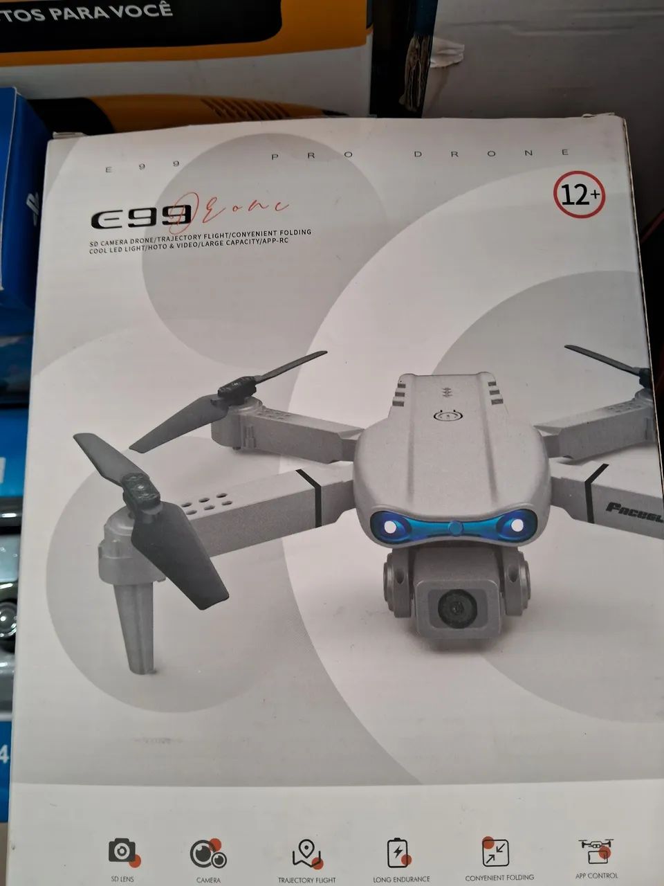 Drone E99 Pro - Câmera HD, Voo Trajetória e Dobrável