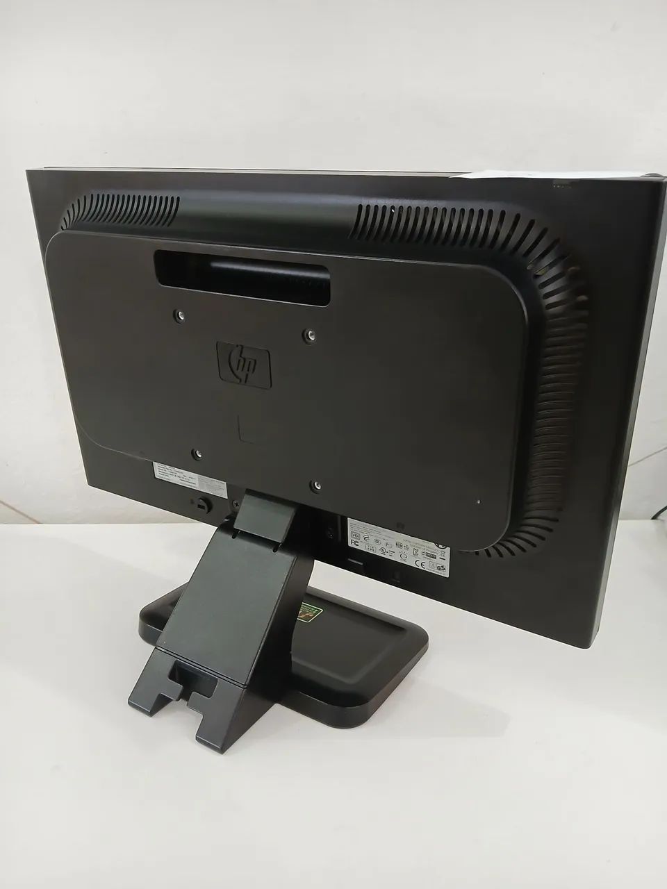 3 Monitores HP 19" polegadas iguais 64291874482819121