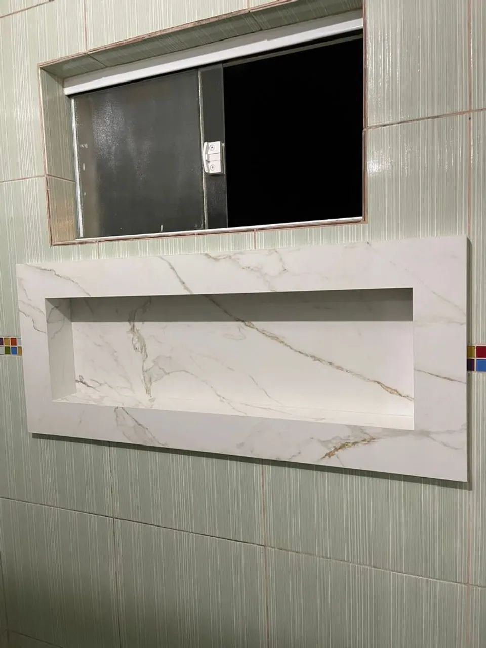 Nicho  em porcelanato para banheiro