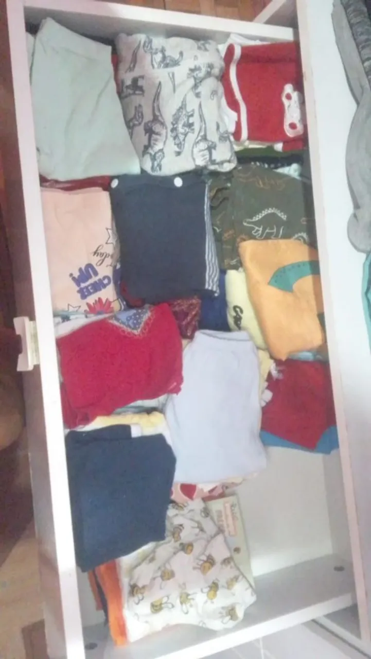 Lote de roupas infantis diversas