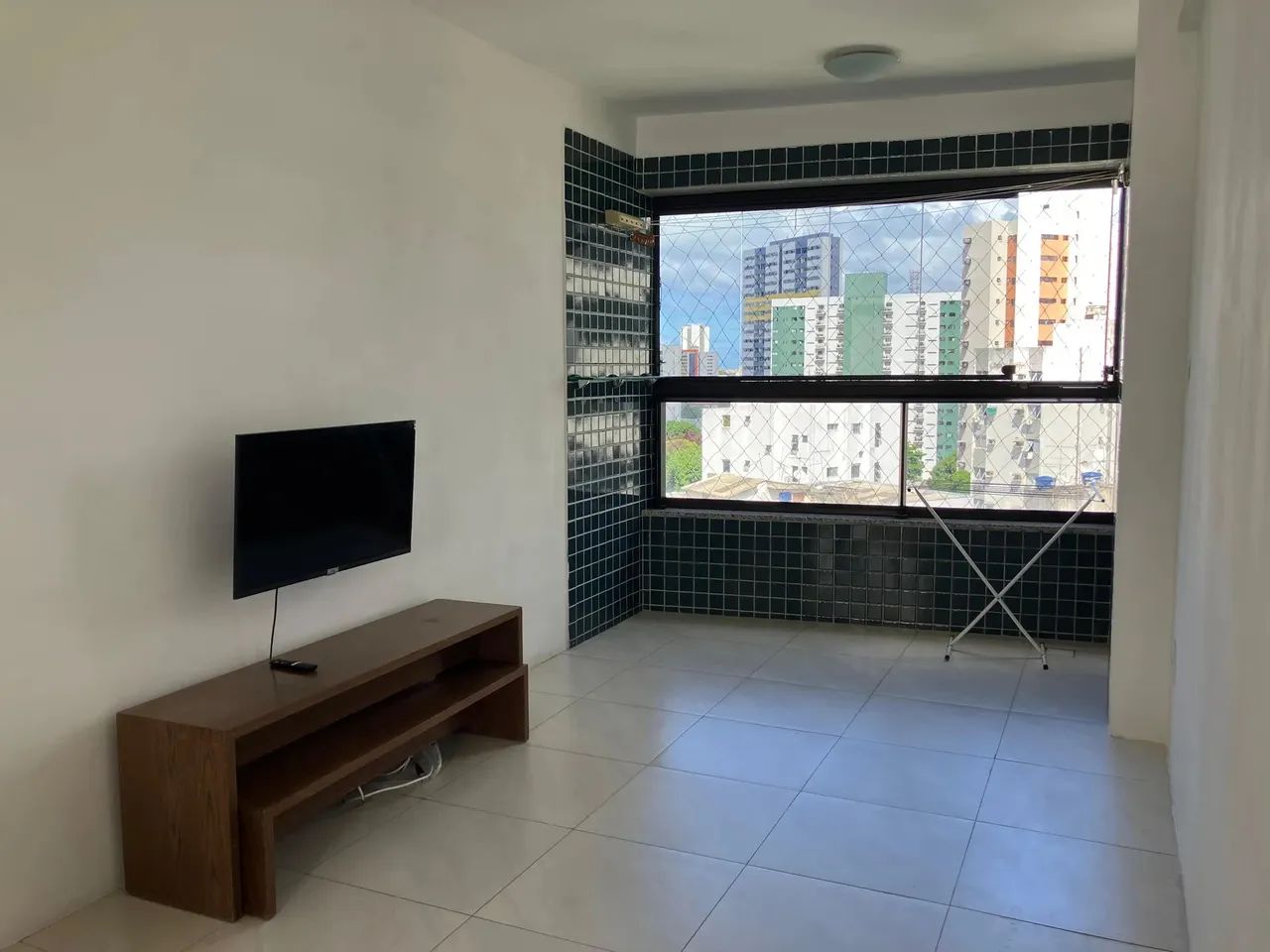 Flat para aluguel possui 51 metros quadrados com 2 quartos em Graças - Recife - Pernambuco - Foto 7