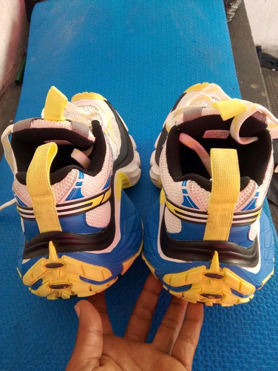 Tênis pegada artista  - Foto 3