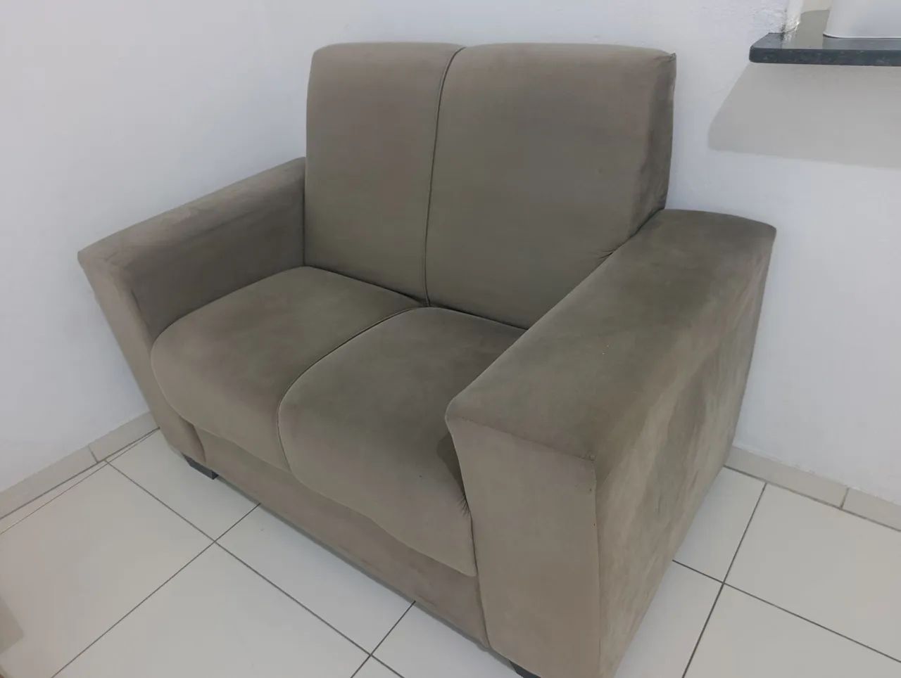 Vende-se sofá de dois lugares  - Foto 2