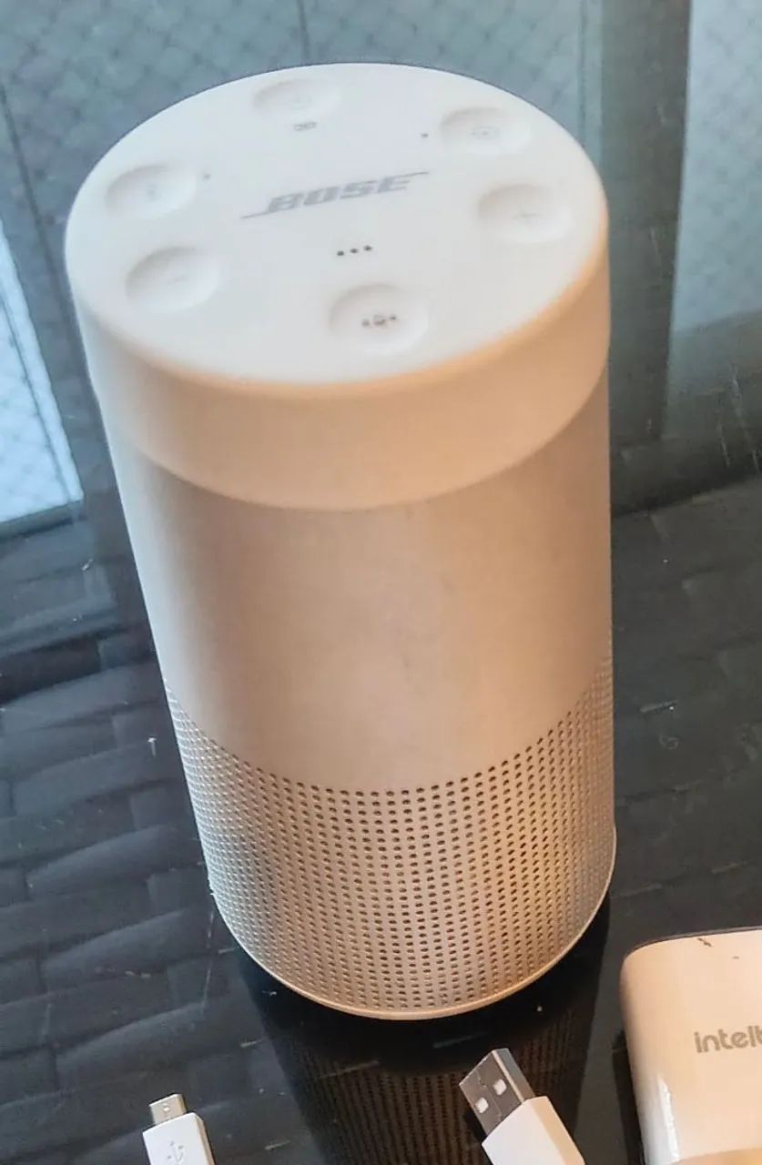 Caixa De Som Portátil Bose Soundlink Revolve , Bluetooth, Prata