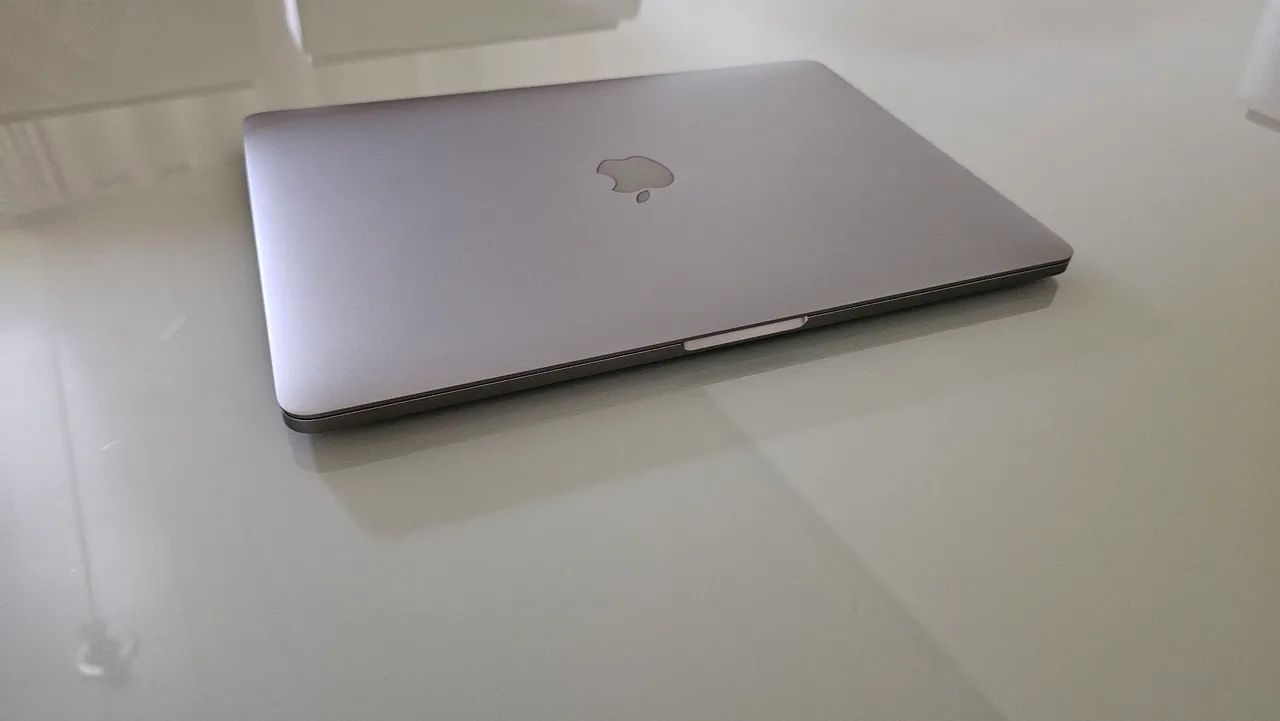 Macbook Pro 2016 touch bar 8gb 250gb - Notebooks - São José do