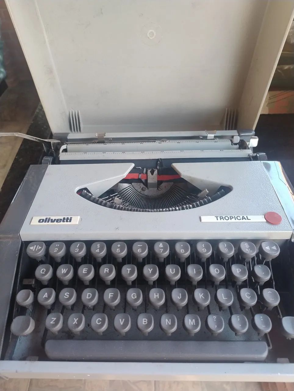 Máquina de escrever Olivetti 401231569571041282