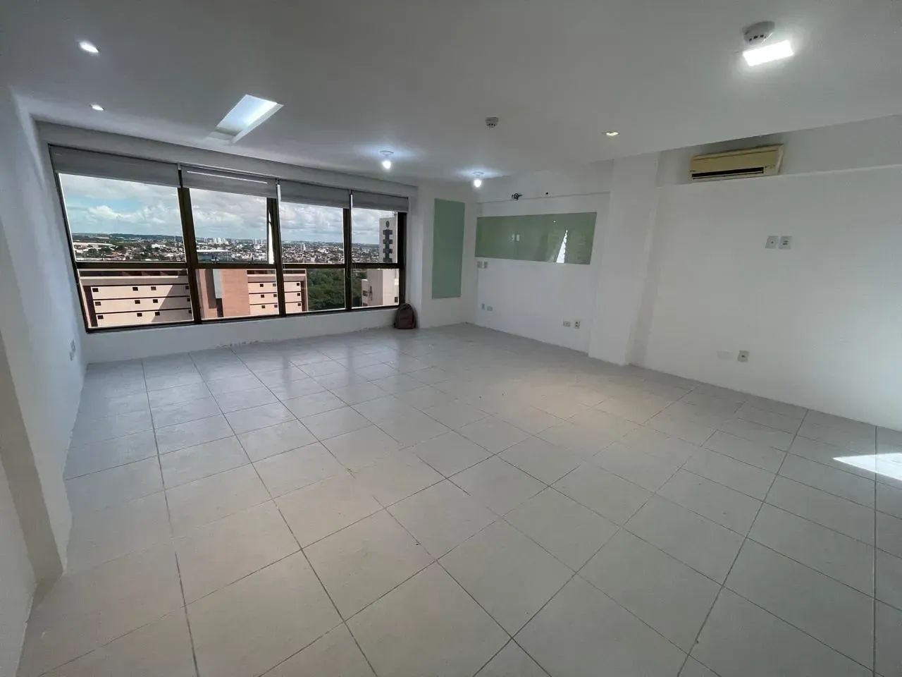Alugo sala comercial com 45 metros na ilha do leite. - Foto 3