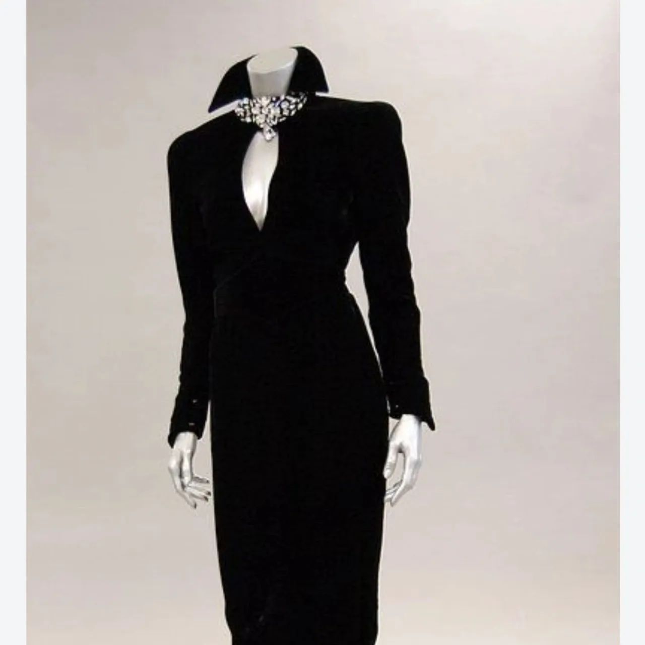 Vestido Thierry Mugler LEIA O ANUNCIO!