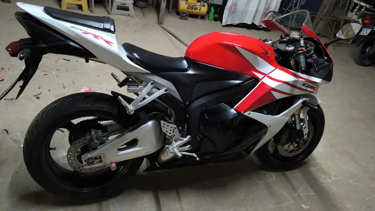 Cbr 600rr - Foto 2