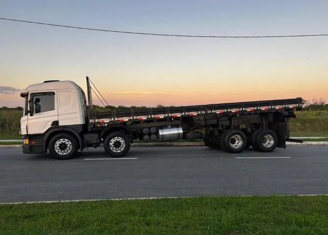 scania p 310 8x2 ano 2014 carroceria - Foto 9