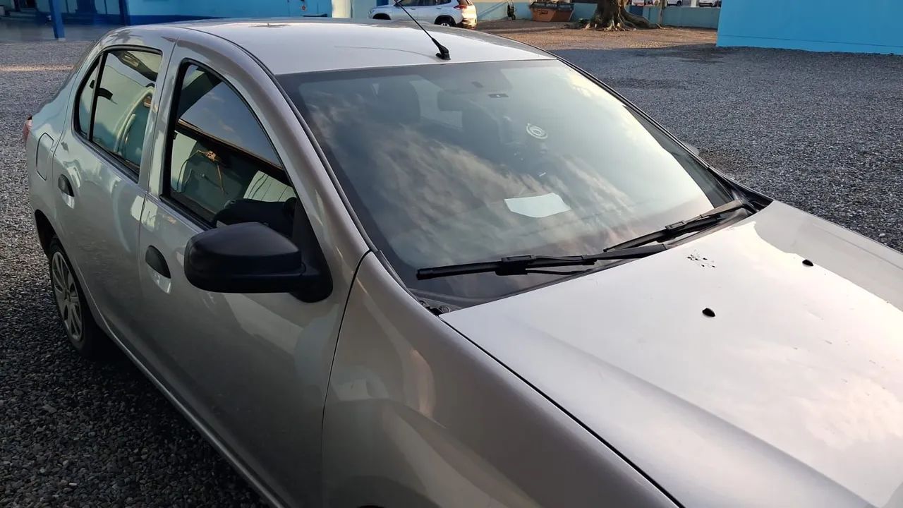 Renault Logan Life Flex 1.0 12V 4P Mec. 2020 - Foto 5