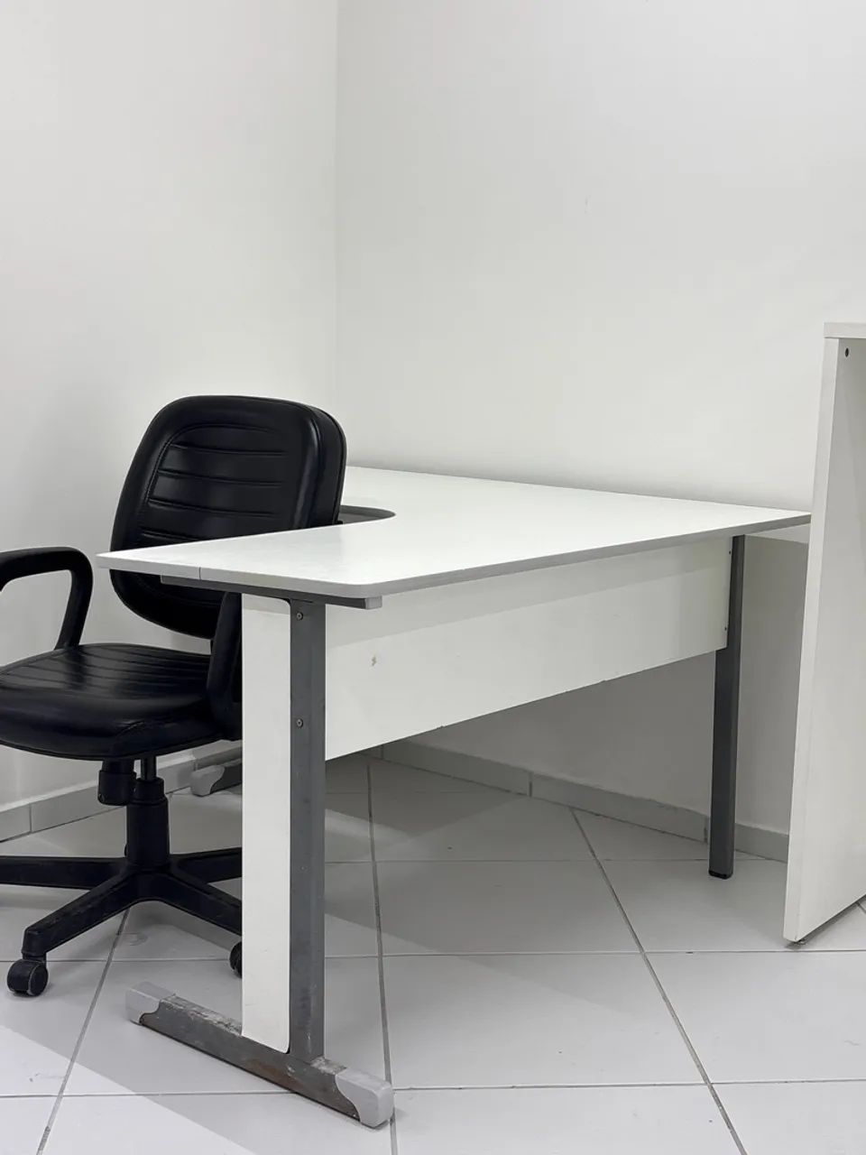Mesa de escritório e mesa 