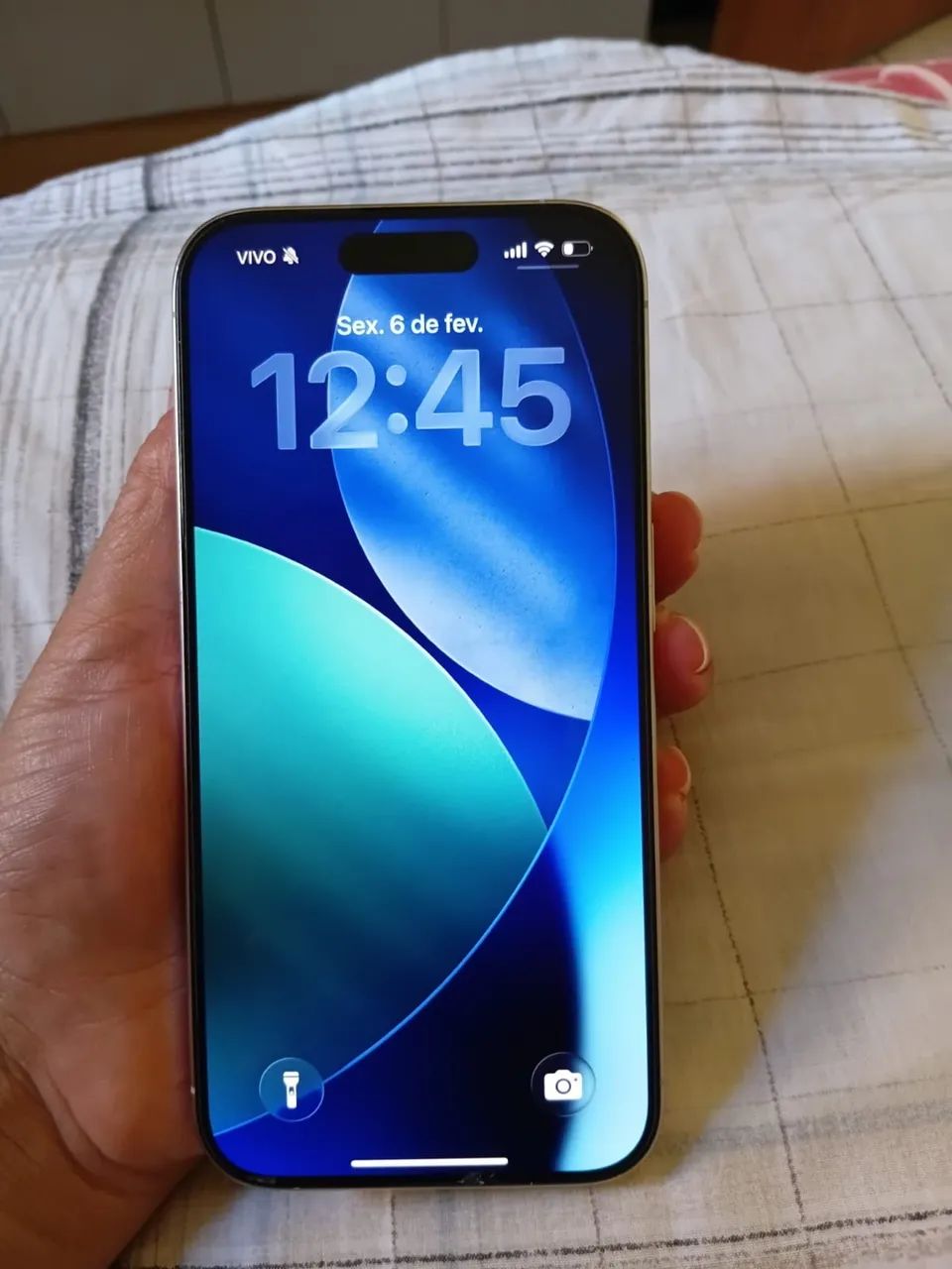 iPhone 15 pro 128G - Foto 3