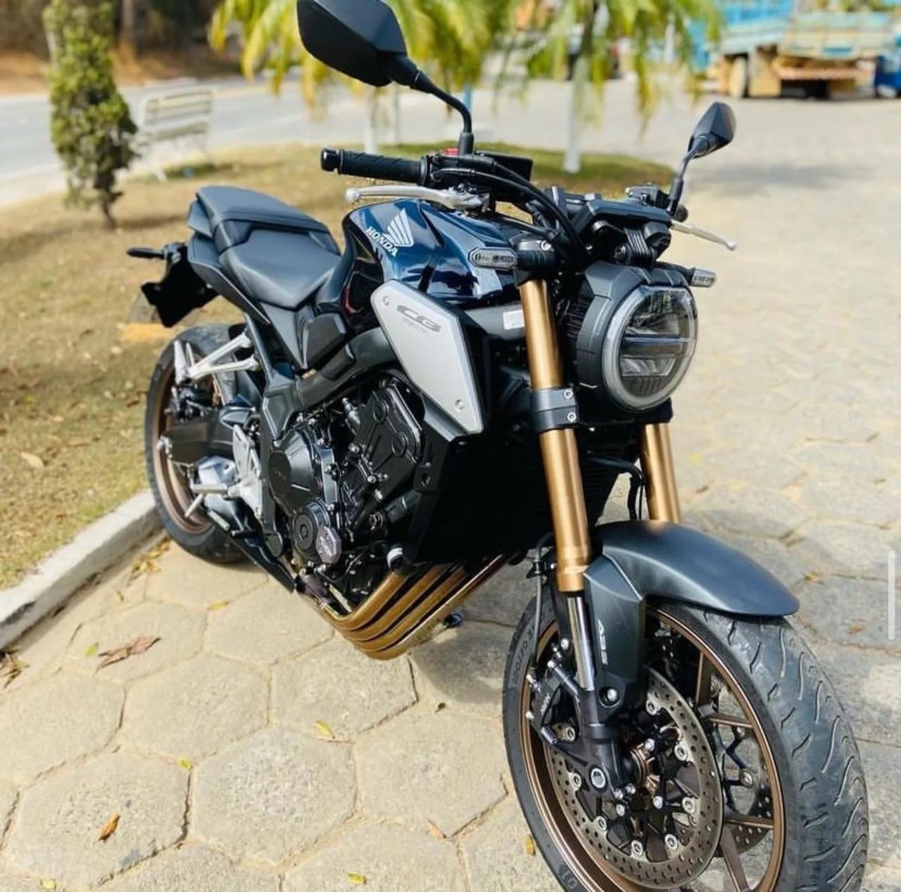 HONDA CB 650r  - Foto 3