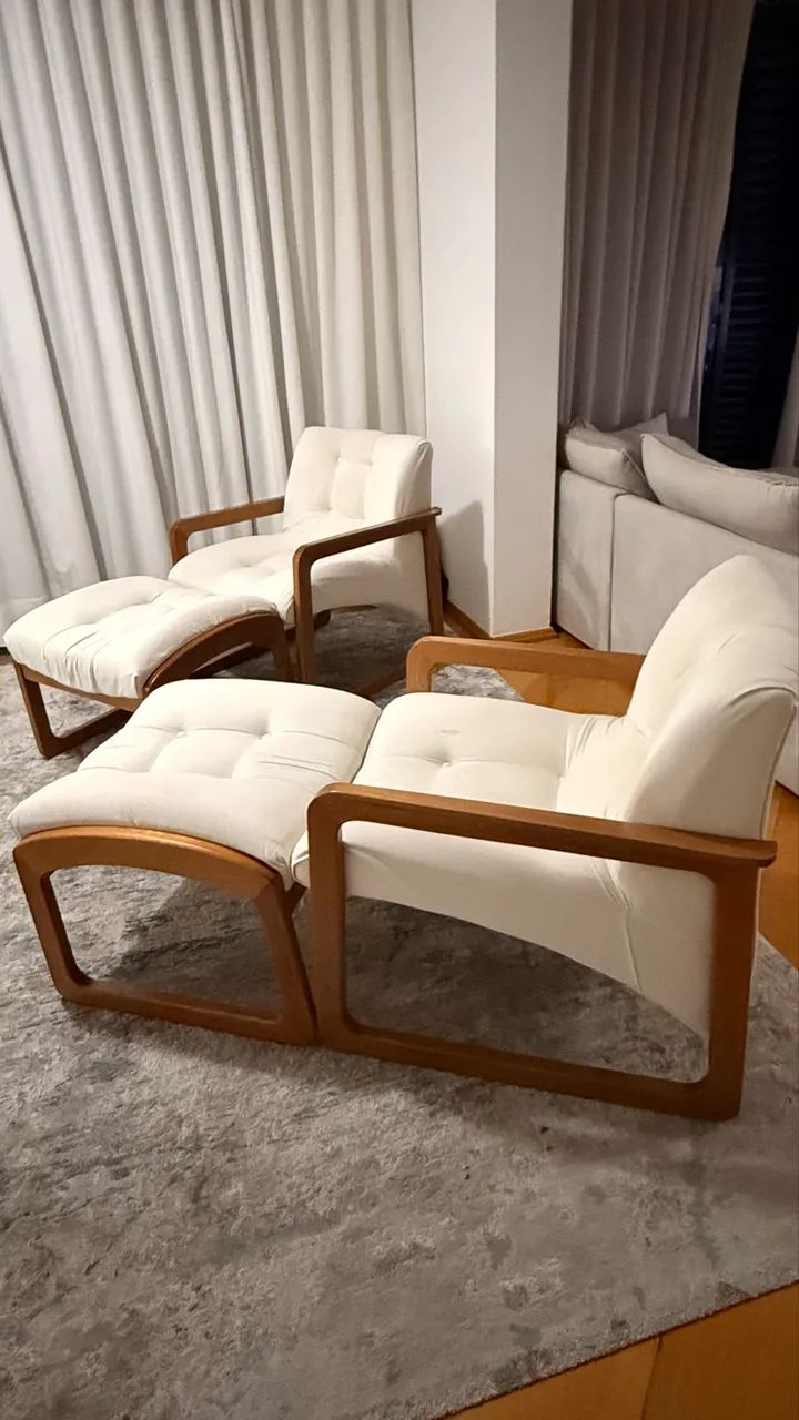 Poltronas e puf 