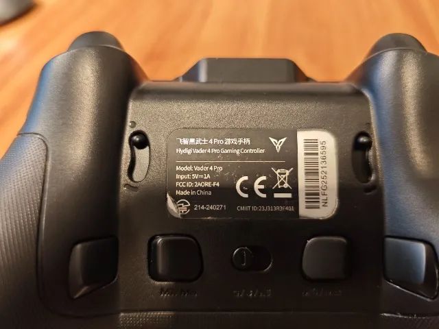 Controle Flydigi Vader 4 Pro + Acessorios + Dock - Foto 4