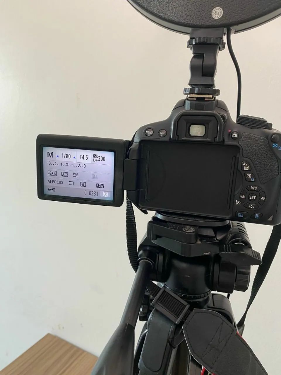 Câmera T5i Cannon - Foto 4