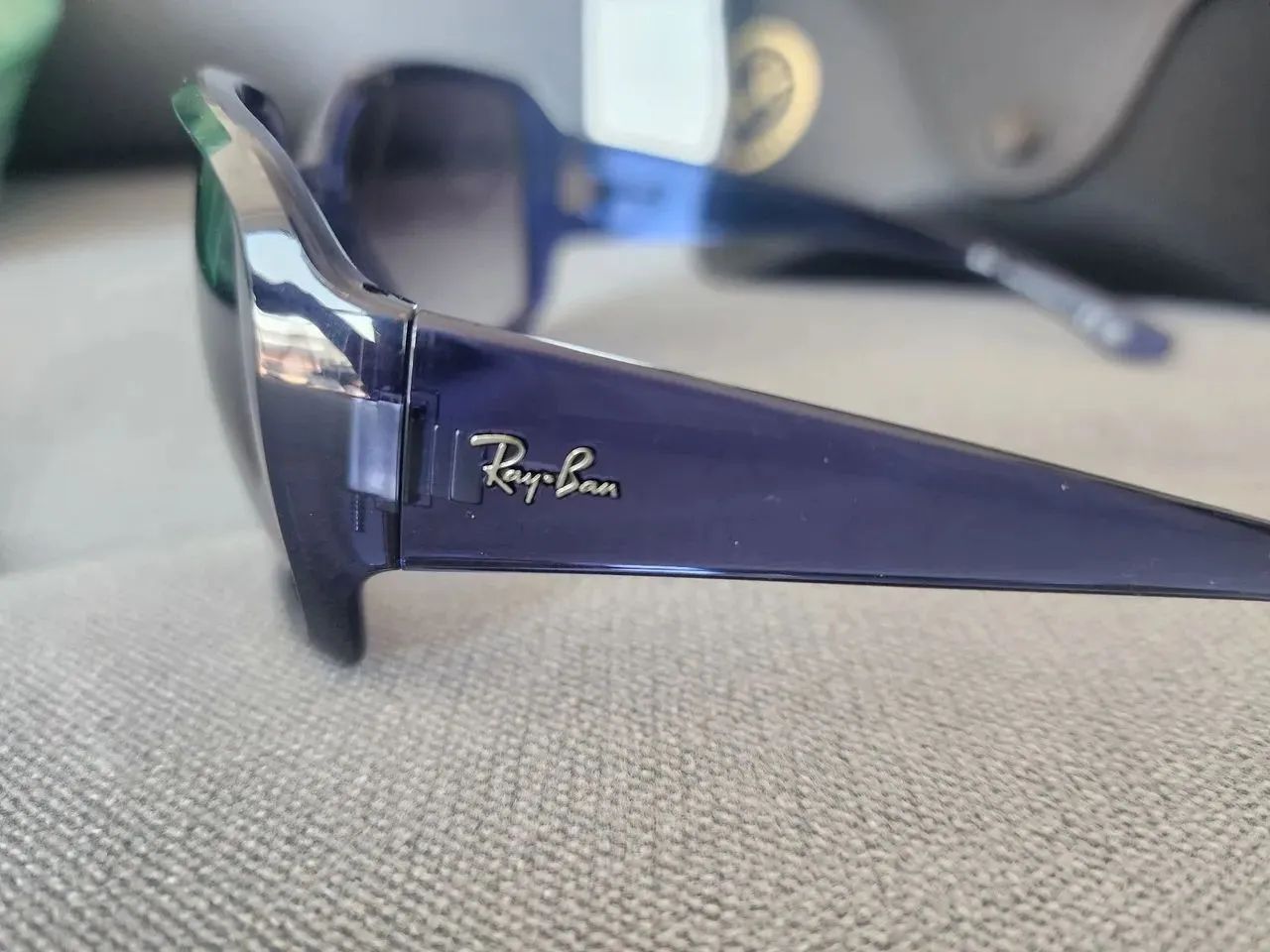 Ray-ban feminino impecável original seminovo impecável  - Foto 3
