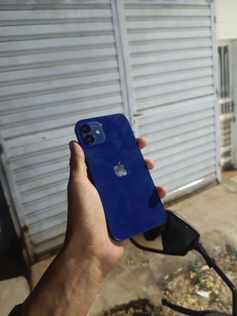 iPhone 12